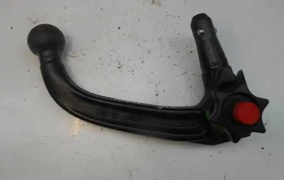 Mercedes-Benz E W211 Detachable towbar GJS520 316165 313189