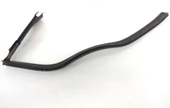 Mercedes-Benz E W212 Engine compartment rubber A2126280598