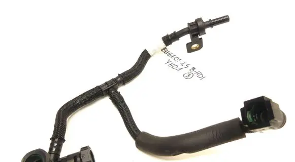 Peugeot Rifter Fuel line pipe