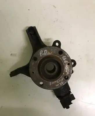 Peugeot 3008 I Front wheel hub