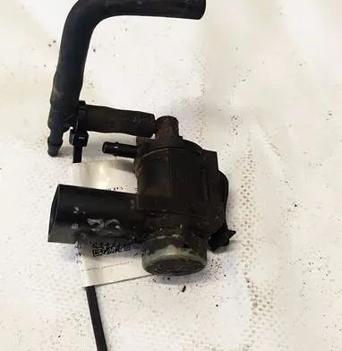 Audi Q7 4L Turbo solenoid valve 1J0906283C