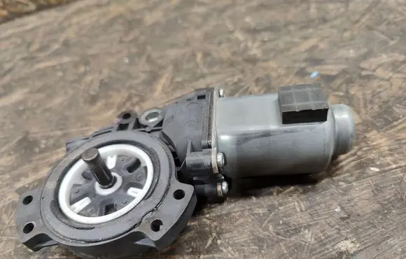 KIA Optima Rear door window regulator motor 834602T000