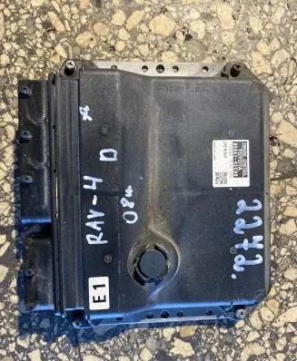 Toyota RAV 4 (XA30) Engine control unit/module 1758007732