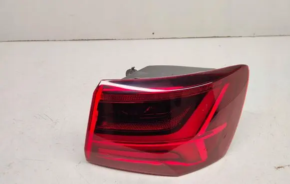 Audi A6 C7 Headlight/headlamp 4G9945096E