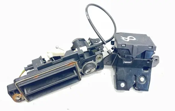 Mercedes-Benz CLK A209 C209 Loading door lock A1717500085