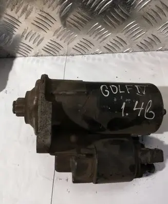 Volkswagen Golf IV Starter motor 1005821870
