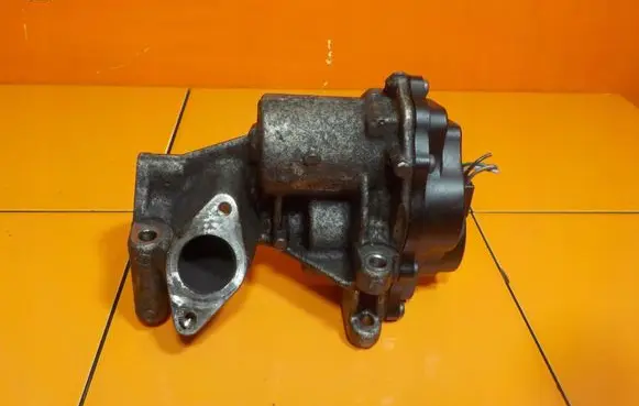 Land Rover Range Rover L322 EGR thermostat AC43100KT6