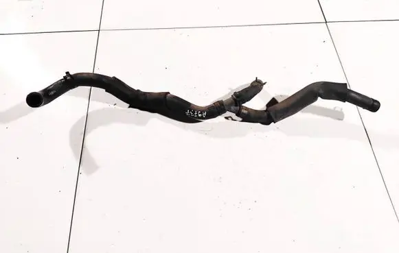 KIA Sorento Engine coolant pipe/hose