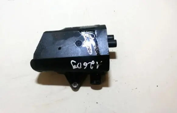 Volvo S40, V40 Breather/breather pipe/hose 1271988