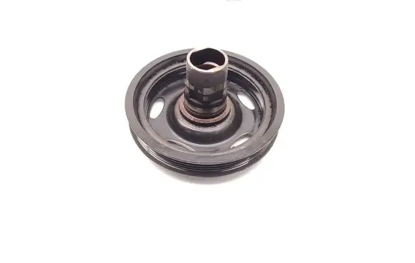 Opel Corsa D Crankshaft pulley 55574771