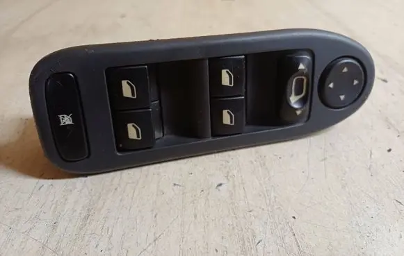 Electric window control switch