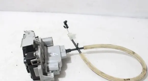 Lancia Delta Front door lock 
