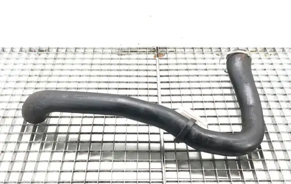 Intercooler hose/pipe