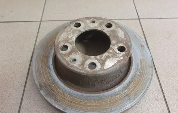 Iveco Daily 3rd gen Front brake disc