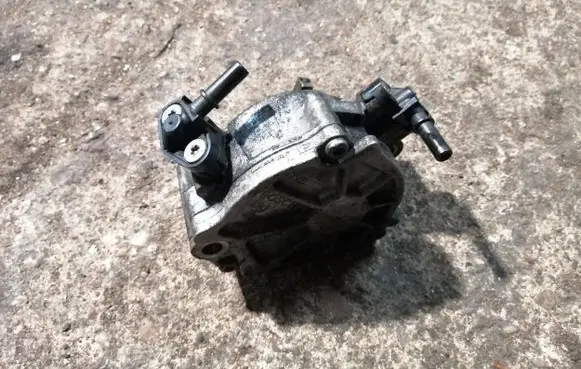 Vacuum pump