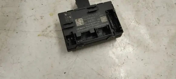 Skoda Octavia Mk3 (5E) Door control unit/module 5q4959393e