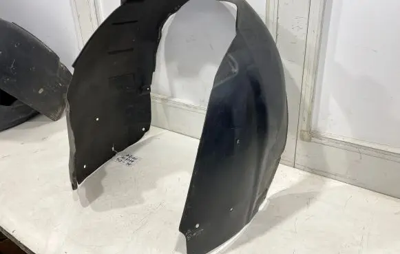 Audi A4 S4 B6 8E 8H Front wheel arch liner splash guards 8E0821172E