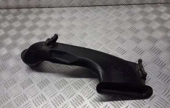 Opel Astra H Air intake hose/pipe 55351756