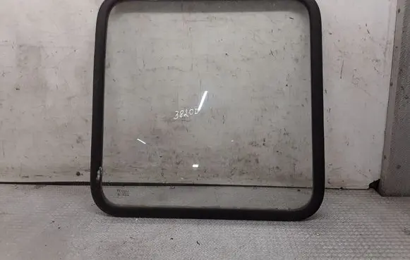 Volkswagen II LT Rear side window