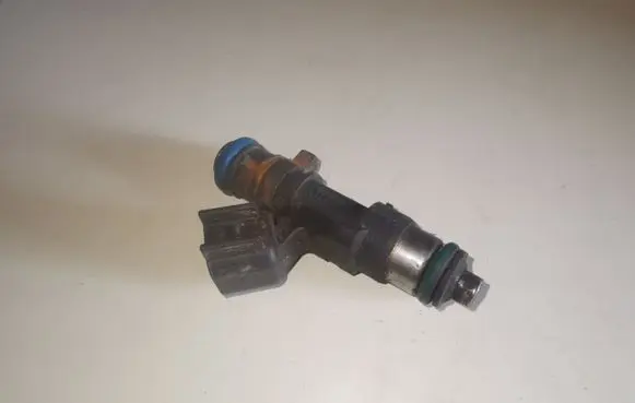 Chrysler Pacifica Fuel injector 0280158028 04591986AA