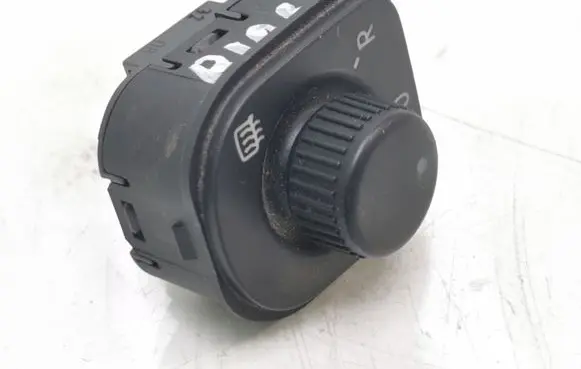 Volkswagen PASSAT B6 Wing mirror switch 1K0959565K
