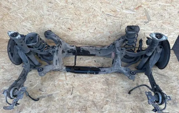 Volvo V60 Rear axle beam 
