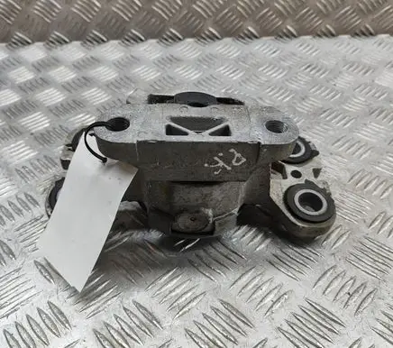 Volvo V70 Engine mount bracket 8G9N7M121AA