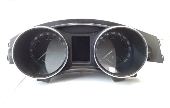 Skoda Superb B6 (3T) Speedometer (instrument cluster) 3T1920841K