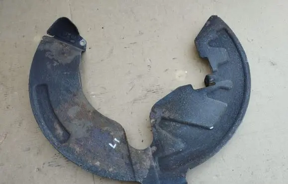 Peugeot 508 Front brake disc dust cover plate 9686751780