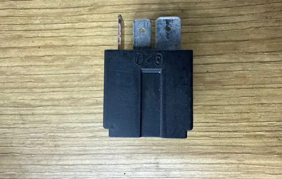 Opel Insignia A Other relay 13245094