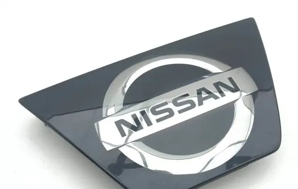 Nissan Qashqai Manufacturer badge logo/emblem 62890HV01A F1710221459