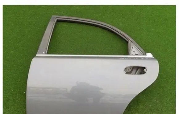 Mazda Millenia Rear door