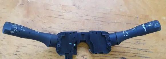 Nissan Leaf I (ZE0) Indicator stalk