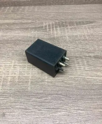 Mercedes-Benz E W124 Other relay 0015458205 05895400