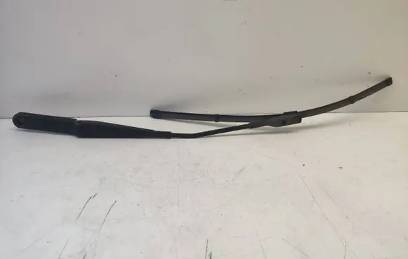 Audi A1 Front wiper blade arm 8X1955407