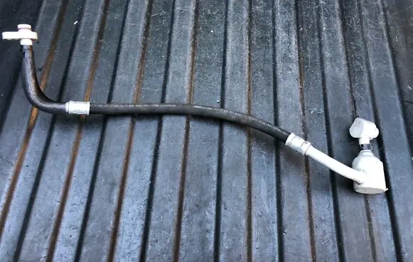Land Rover Evoque I Air conditioning (A/C) pipe/hose BJ3219N601CC