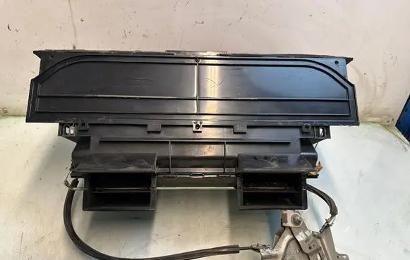 Volkswagen Transporter - Caravelle T3 Interior heater climate box assembly housing 251259109