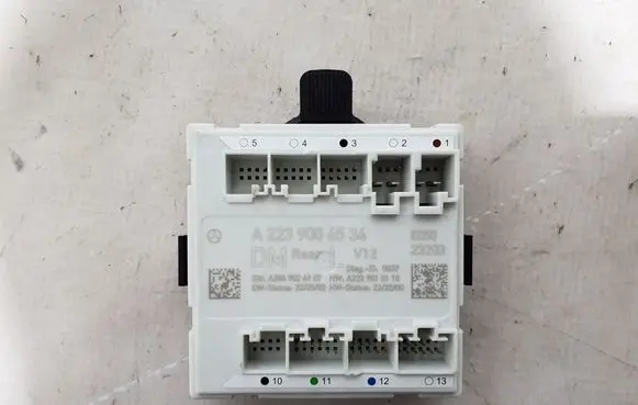 Mercedes-Benz C W206 Door control unit/module A2239006534