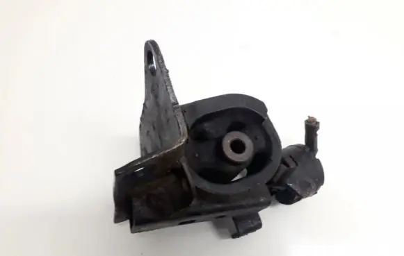 Toyota Corolla E120 E130 Engine mount bracket