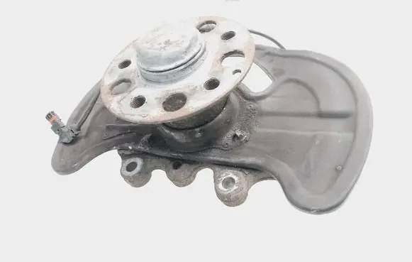 Mercedes-Benz C W204 Front wheel hub spindle knuckle 20401