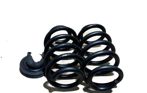 Mercedes-Benz B W246 W242 Rear coil spring A2423240404 15778