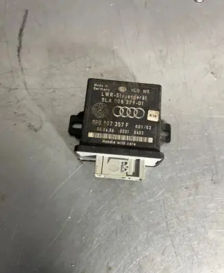 Audi A6 S6 C6 4F Light module LCM 8P0907357F 5LA00837901