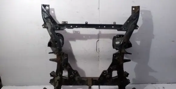 BMW X5 E70 Front subframe 677268105