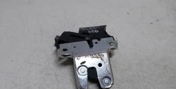 Audi A4 S4 B8 8K Tailgate/trunk/boot lock/catch/latch 4F5827505D