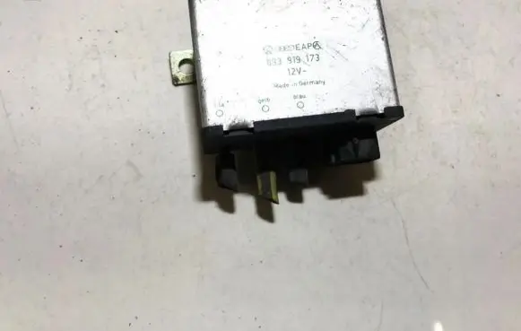 Audi A6 S6 C4 4A Other control units/modules 893919173