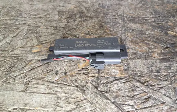 Land Rover Range Rover Sport L320 Antenna control unit AH4215K603AA 5E08X0107