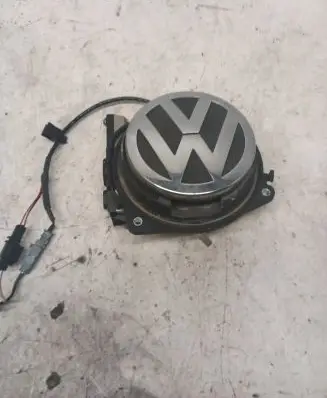 Tailgate opening switch