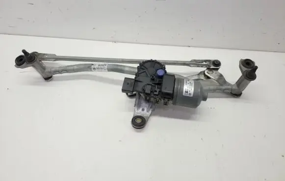 Volkswagen Jetta VI Front wiper linkage and motor 5C7955023D