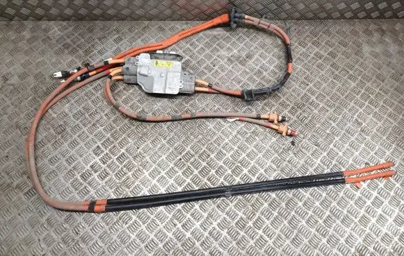 Tesla Model X Spark distributor 1054500-10-E