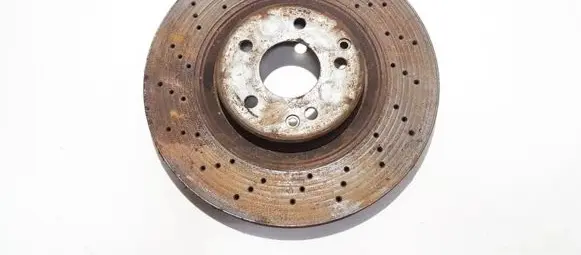 Mercedes-Benz C W203 Front brake disc ventiliuojamas